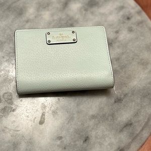 Kate Spade Tellie Grove Street Wallet.